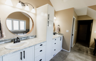 The One With The Farmhouse Sink